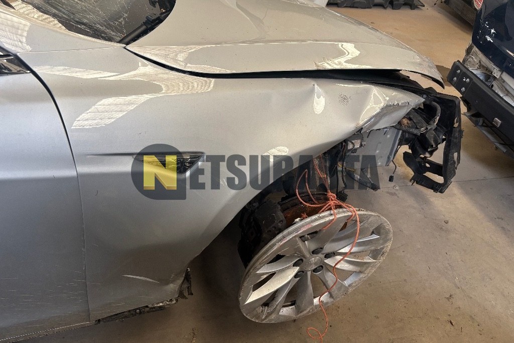 Tesla Model S 90D 2016