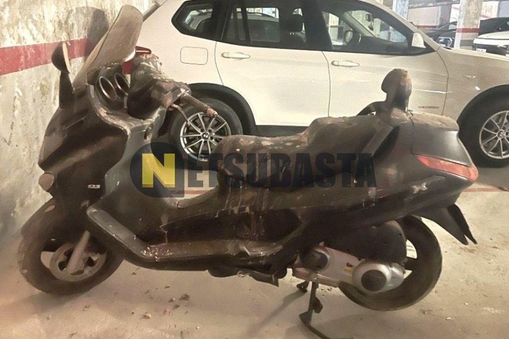 Piaggio X EVO 125 2016