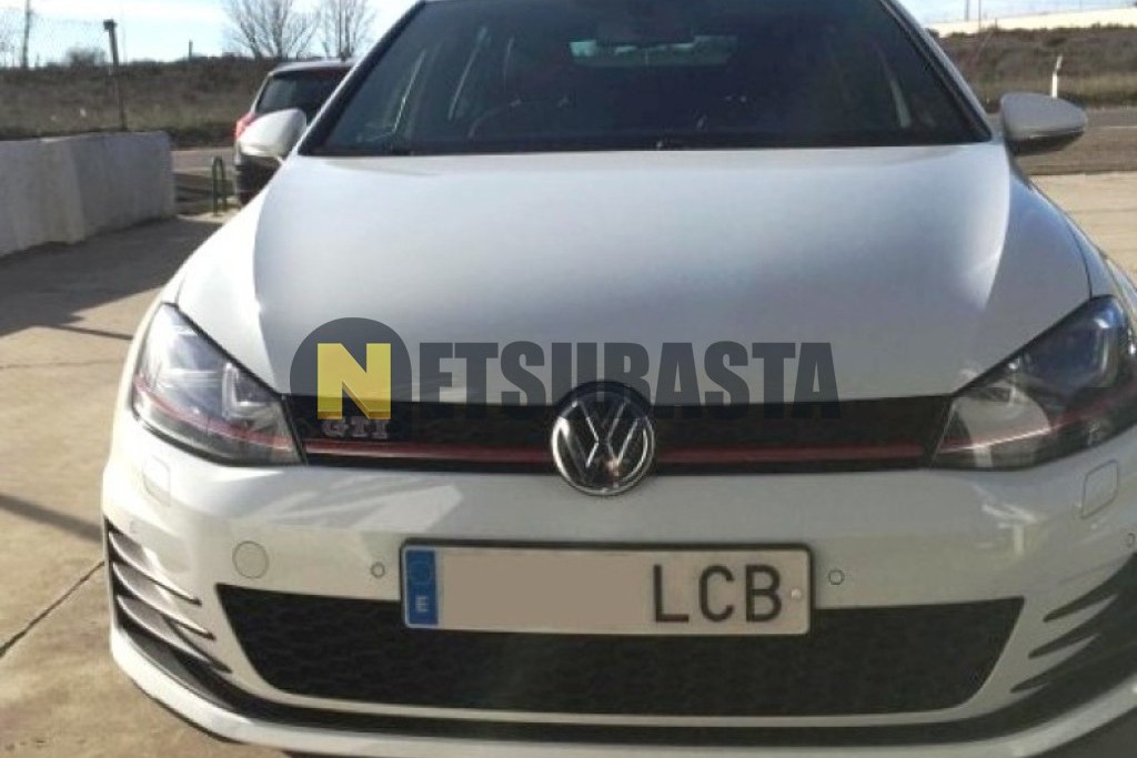 Volkswagen Golf GTI 2.0 TSI BMT DSG 6 vel. 2014