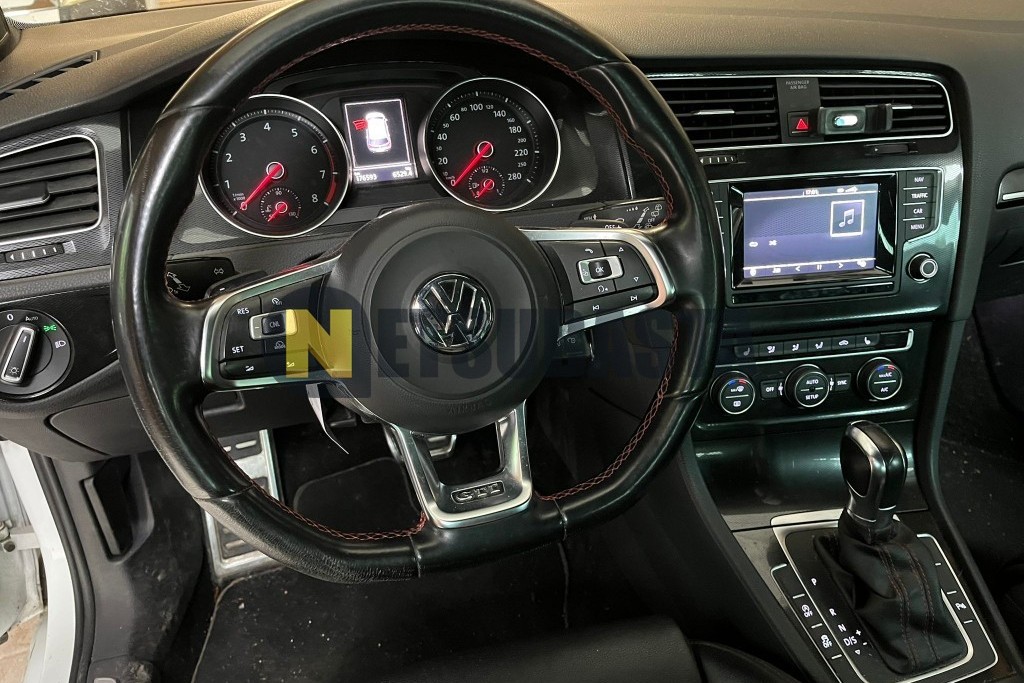 Volkswagen Golf GTI 2.0 TSI BMT DSG 6 vel. 2014