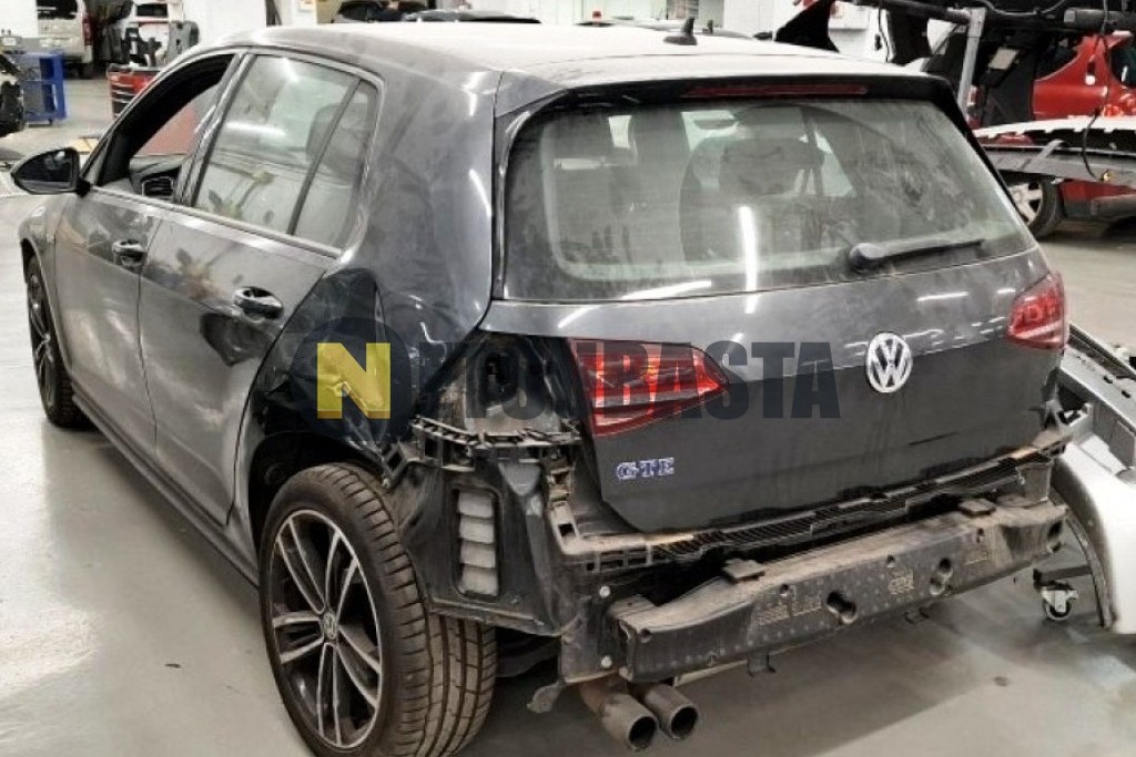 Volkswagen Golf GTE 1.4 TSI e-Power 2015
