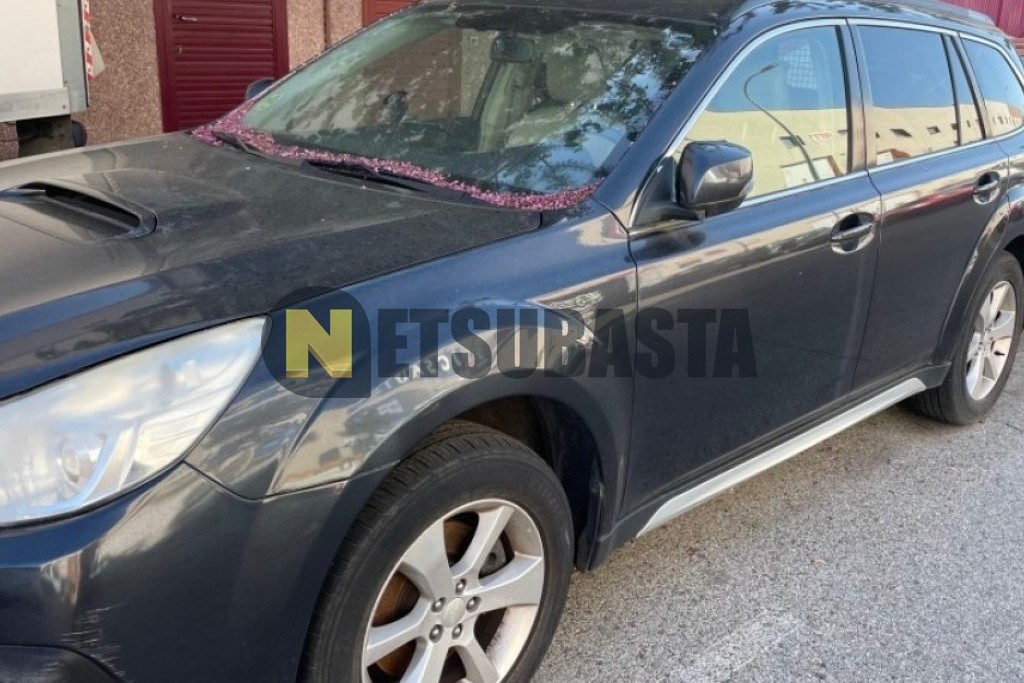 Subaru Outback 2.0 Boxer Diesel Lineartronic 2013