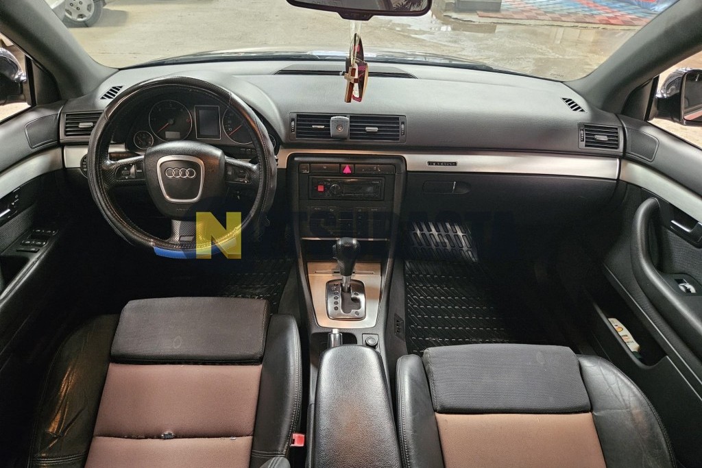 Audi A4 3.0 TDI quattro tiptronic 6 vel. 2005