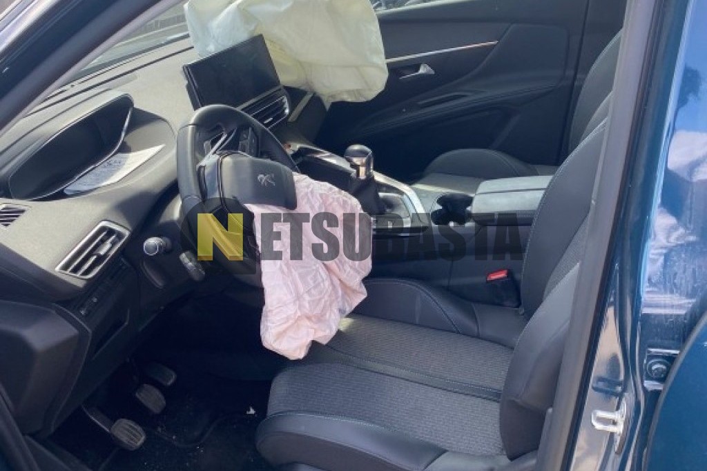 Peugeot 3008 1.2 PureTech 2022