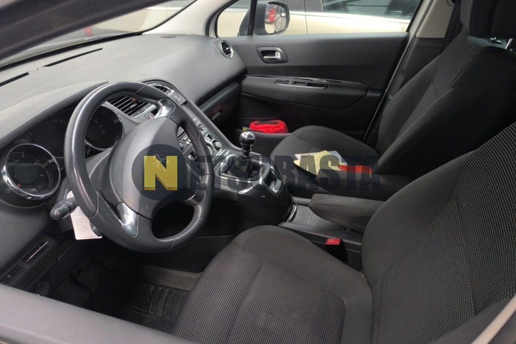 Peugeot 5008 1.6 HDi 2014