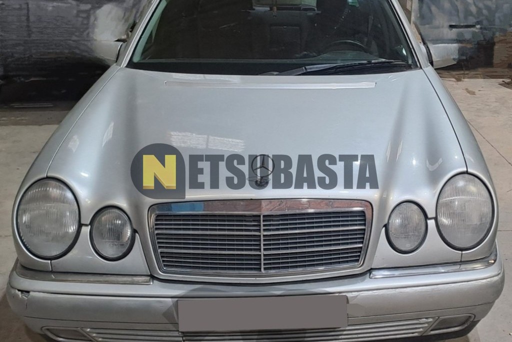 Mercedes-Benz E 220 CDI Aut. 1999