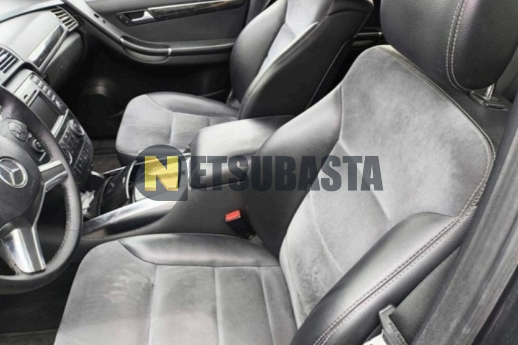Mercedes-Benz R 300 CDI 2011