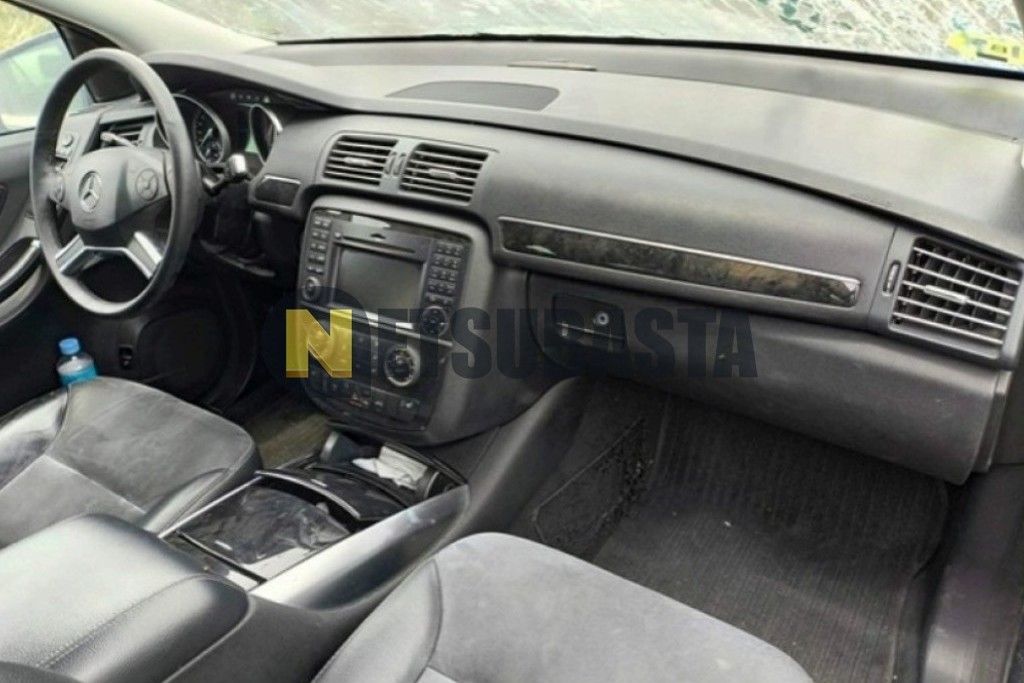 Mercedes-Benz R 300 CDI 2011
