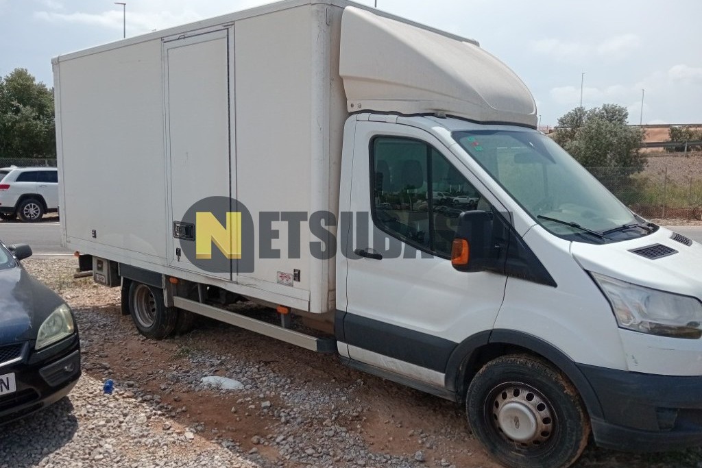 Ford Transit 2.0 TDCi Chasis-Cabina Carrozado 2018