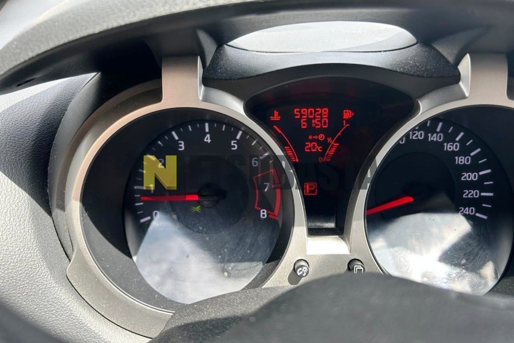 Nissan Juke 1.6i Xtronic 2012