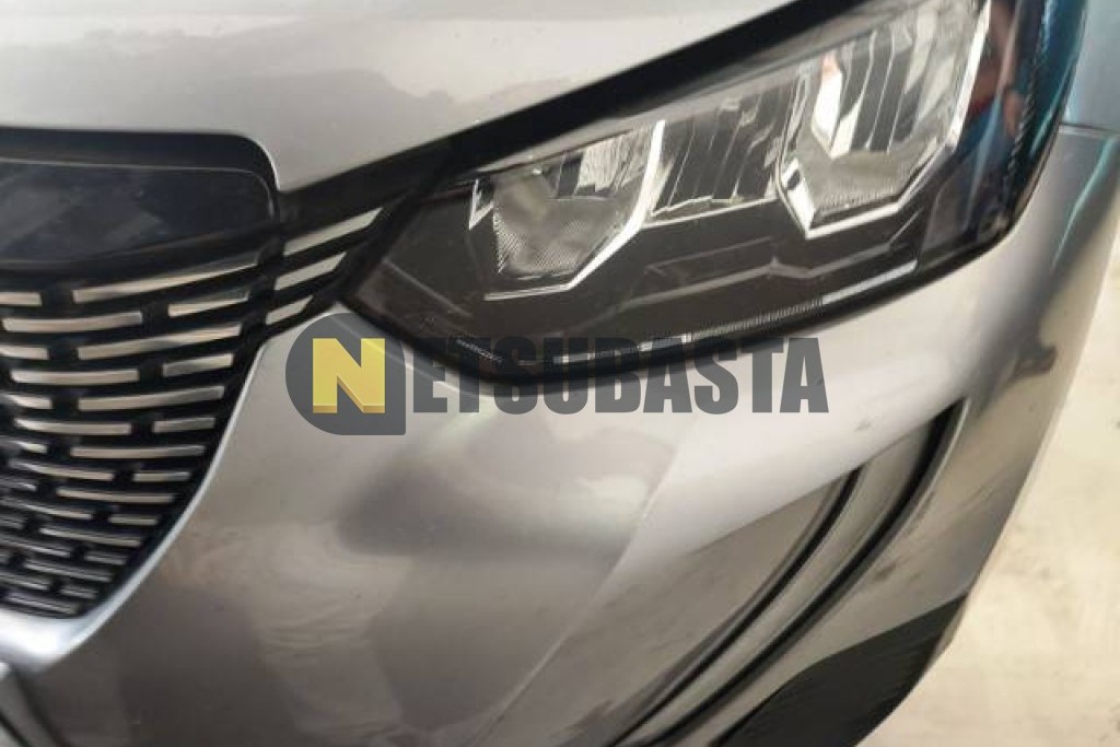 Peugeot 2008 1.5 BlueHDi EAT8 2021