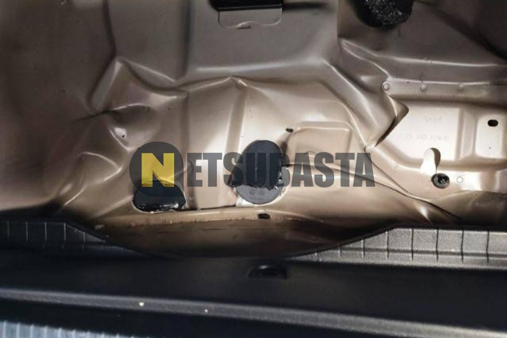 Peugeot 2008 1.5 BlueHDi EAT8 2021