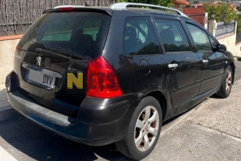Renault Maxity 2.5 TD 140.456 2012