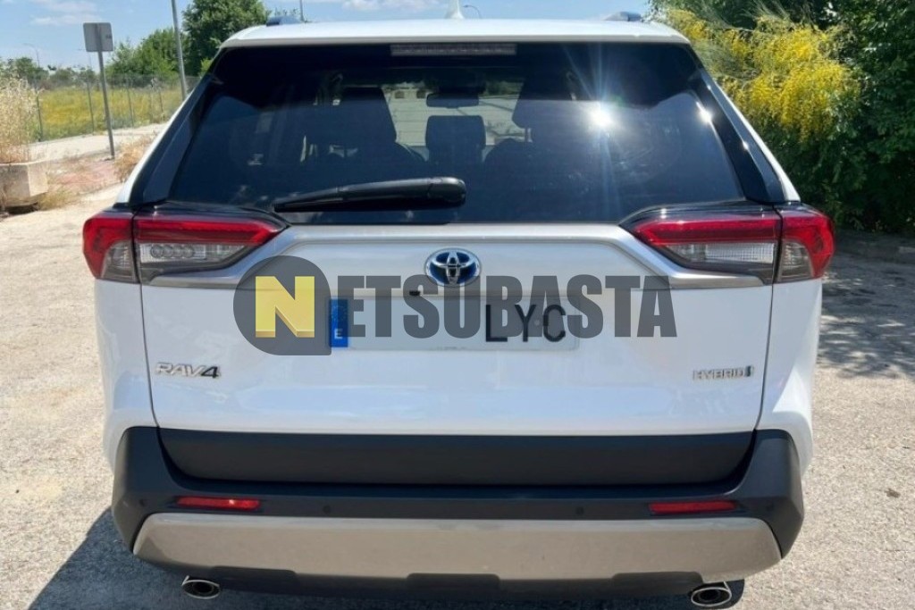 Toyota RAV4 Hybrid 220H 2022