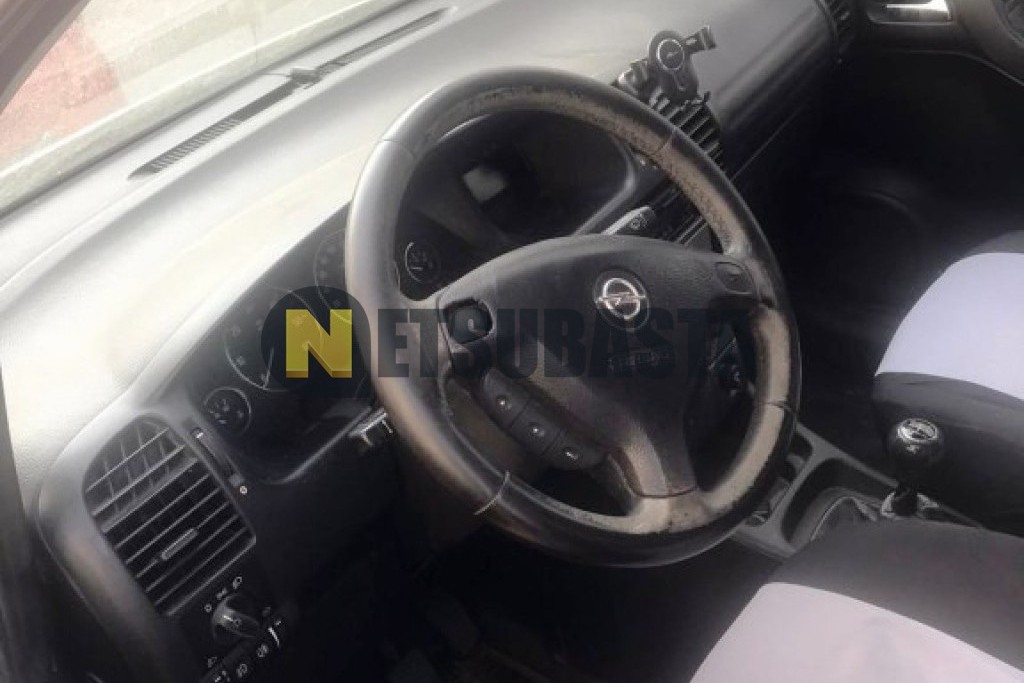 Opel Zafira 2.0 DTi 2005