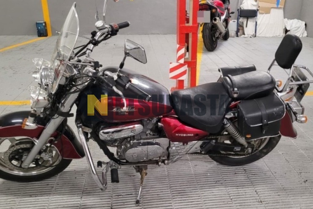 Hyosung GV 250 Aquila 2003