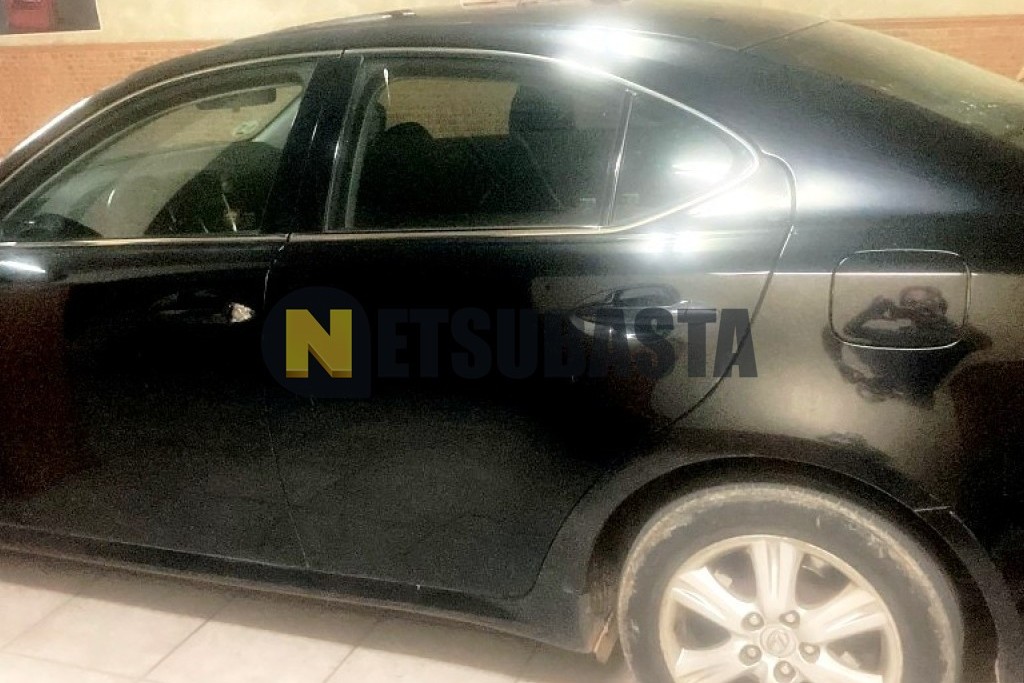Lexus IS 220d 2006