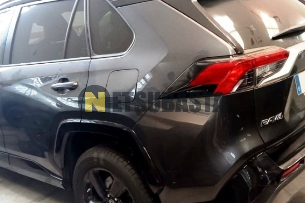 Toyota RAV4 Hybrid 220H 4x2 2020
