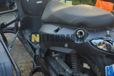 Aprilia SR Max 300 2013