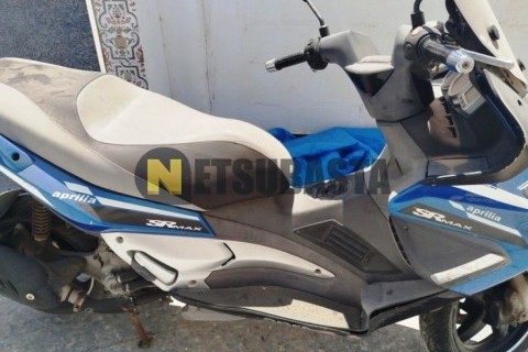 Aprilia SR Max 300 2013