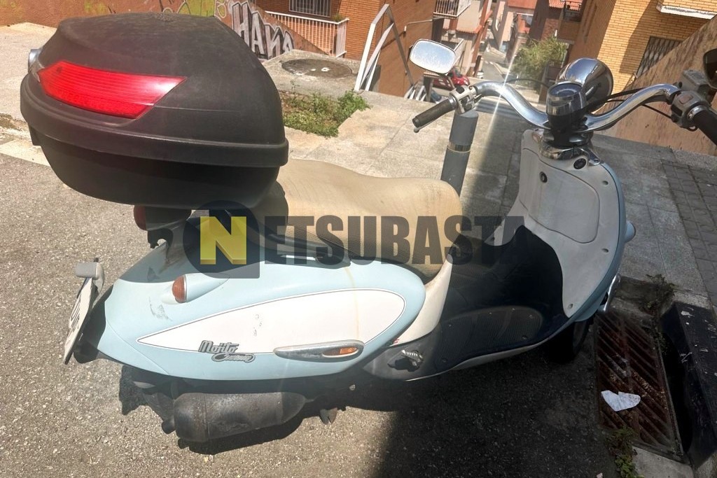 Aprilia Company 125 Custom 2005