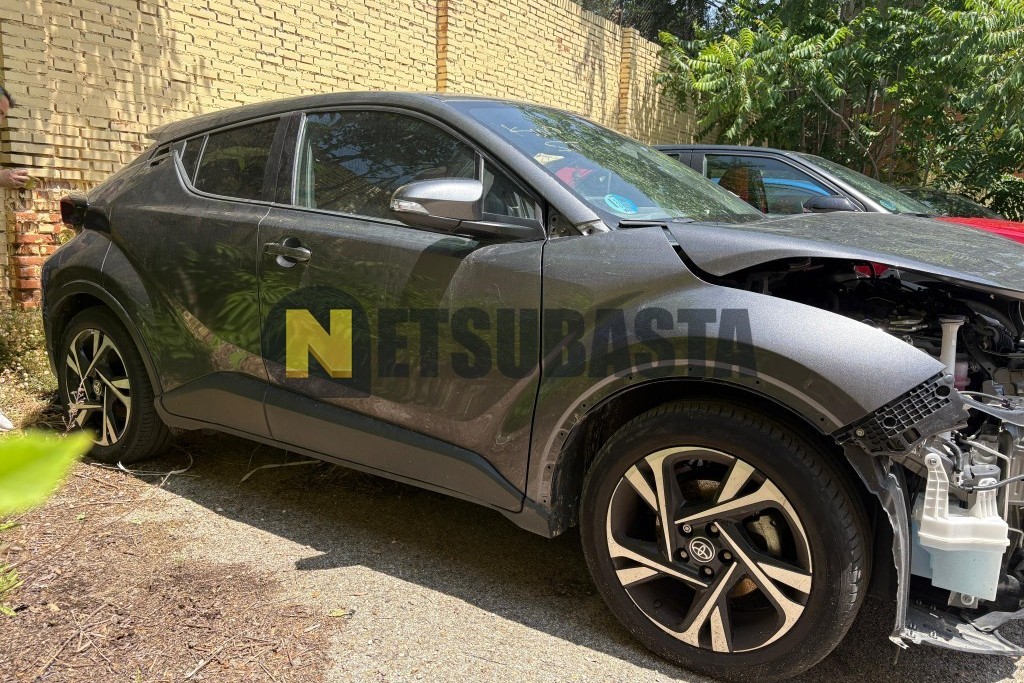 Toyota C-HR 180H 2023