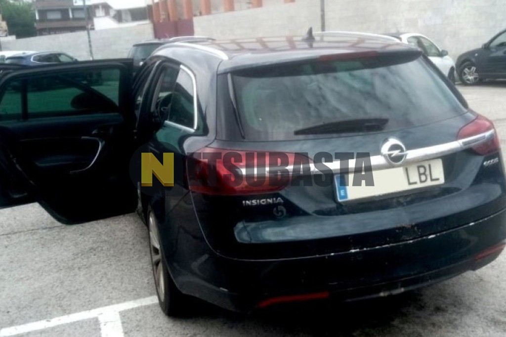 Opel Insignia Sports Tourer 2.0 CDTI 2014