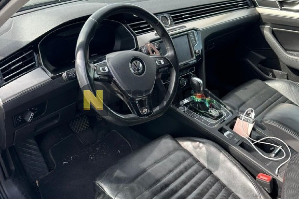 Volkswagen Passat 2.0 TDI BMT DSG6 2015