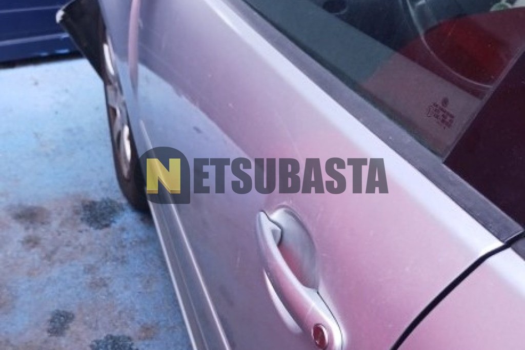Volkswagen Golf 1.6 FSI 2004