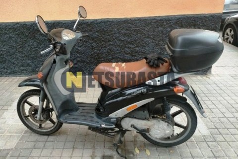 Yamaha Majesty 125 2001