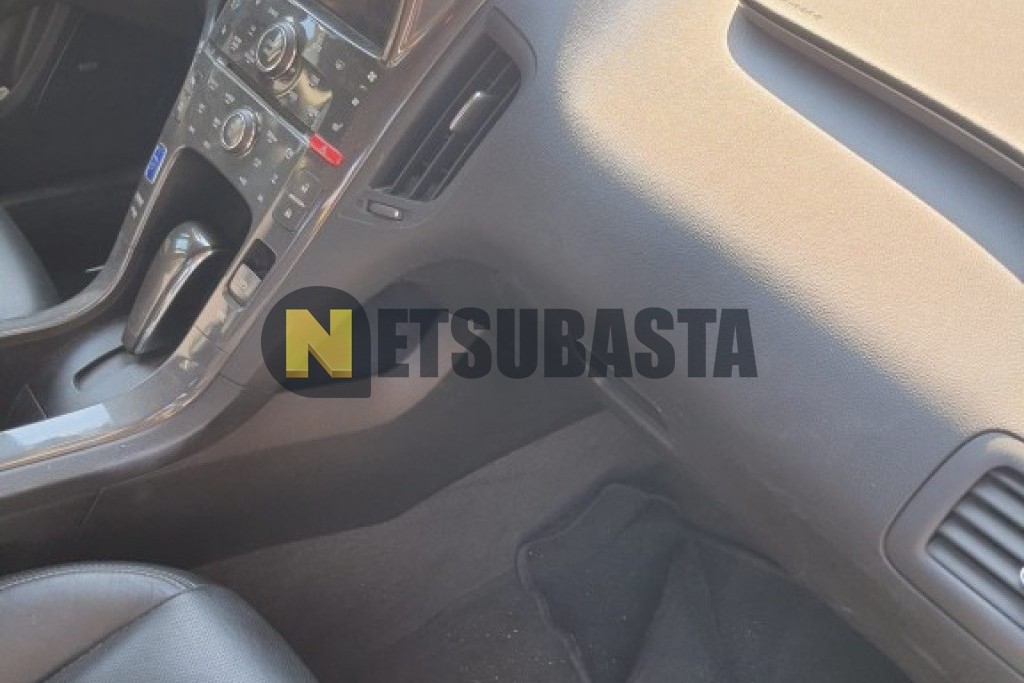 Opel Ampera 1.4 2012
