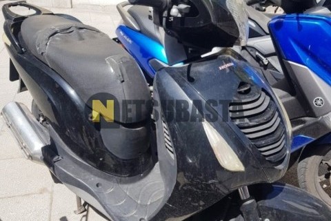 Yamaha Majesty 125 2001