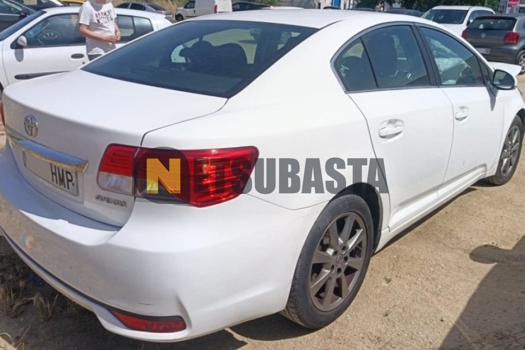 Toyota Avensis 2.0 D4-D 2012