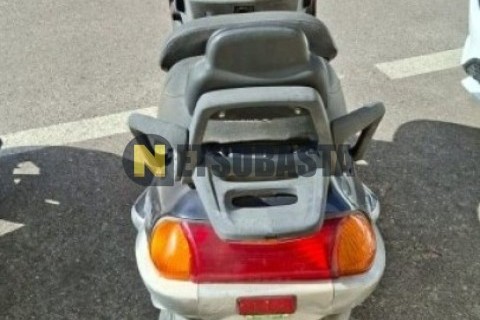 Yamaha Majesty 125 2001
