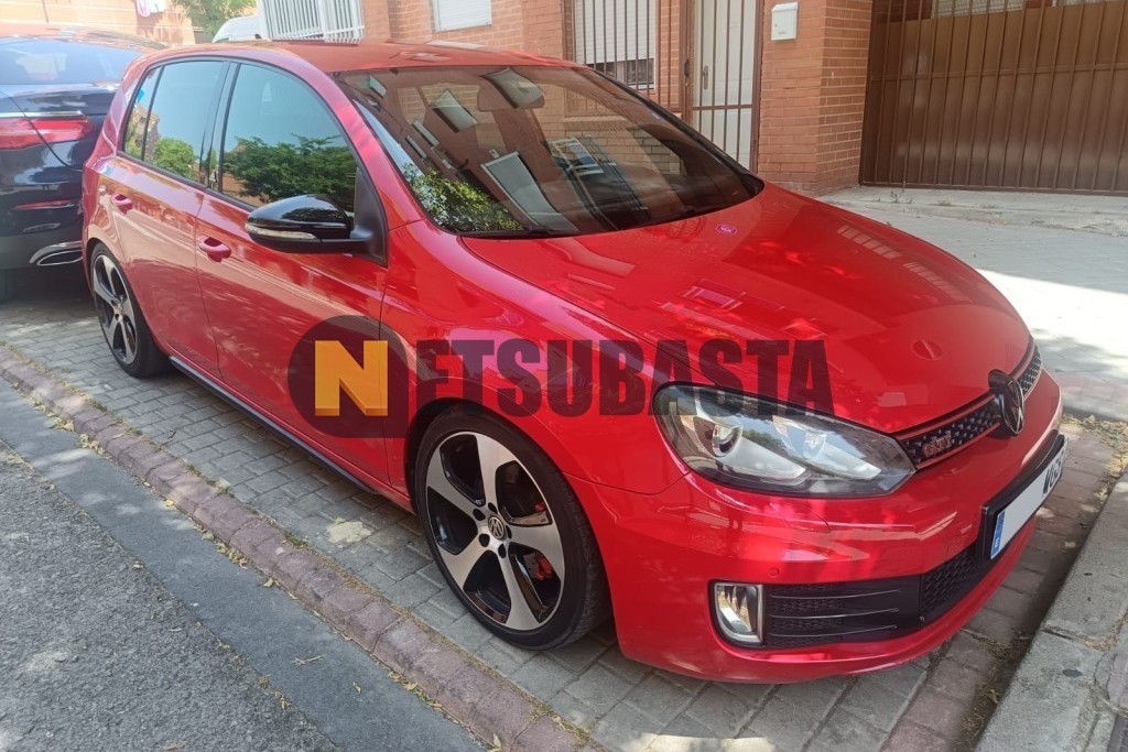 Volkswagen Golf GTI 2.0 TSI 2010