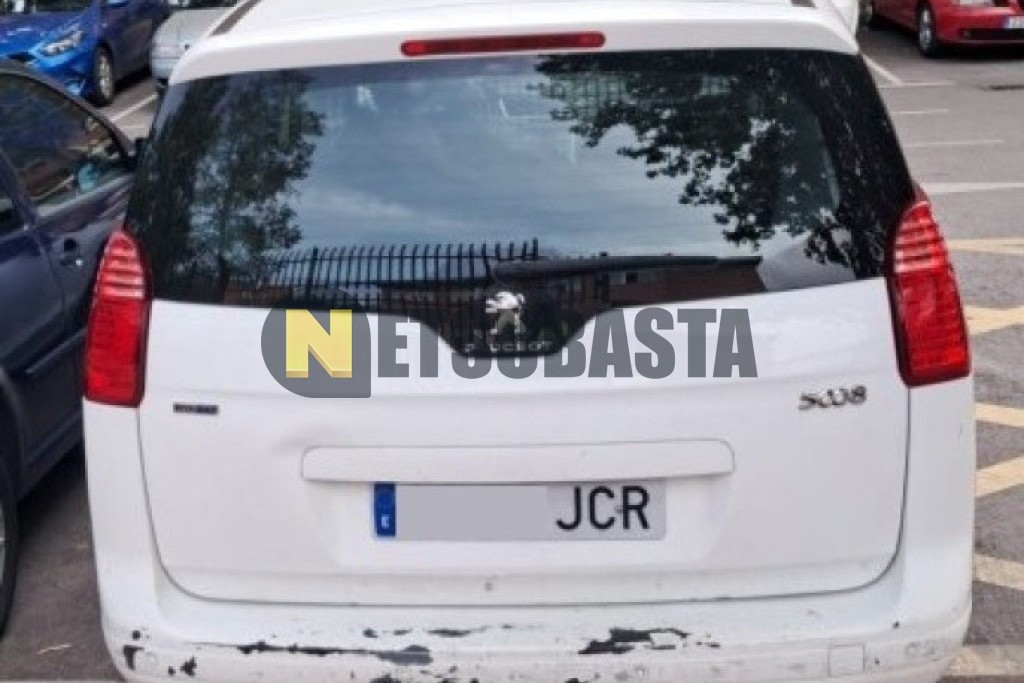 Peugeot 5008 1.6 BlueHDi 2015