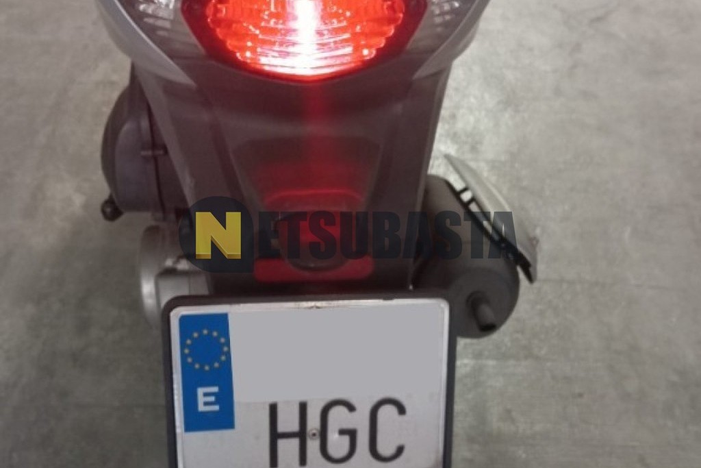 Peugeot Tweet 125 2011