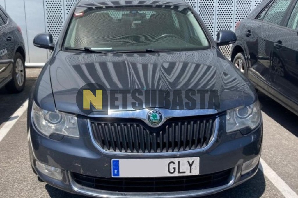 Skoda Superb 2.0 TDI DSG 2009