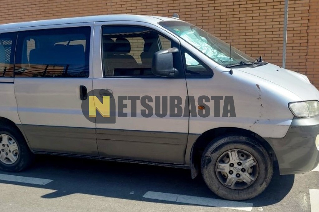 Hyundai H-1 2.5 TCI 2003