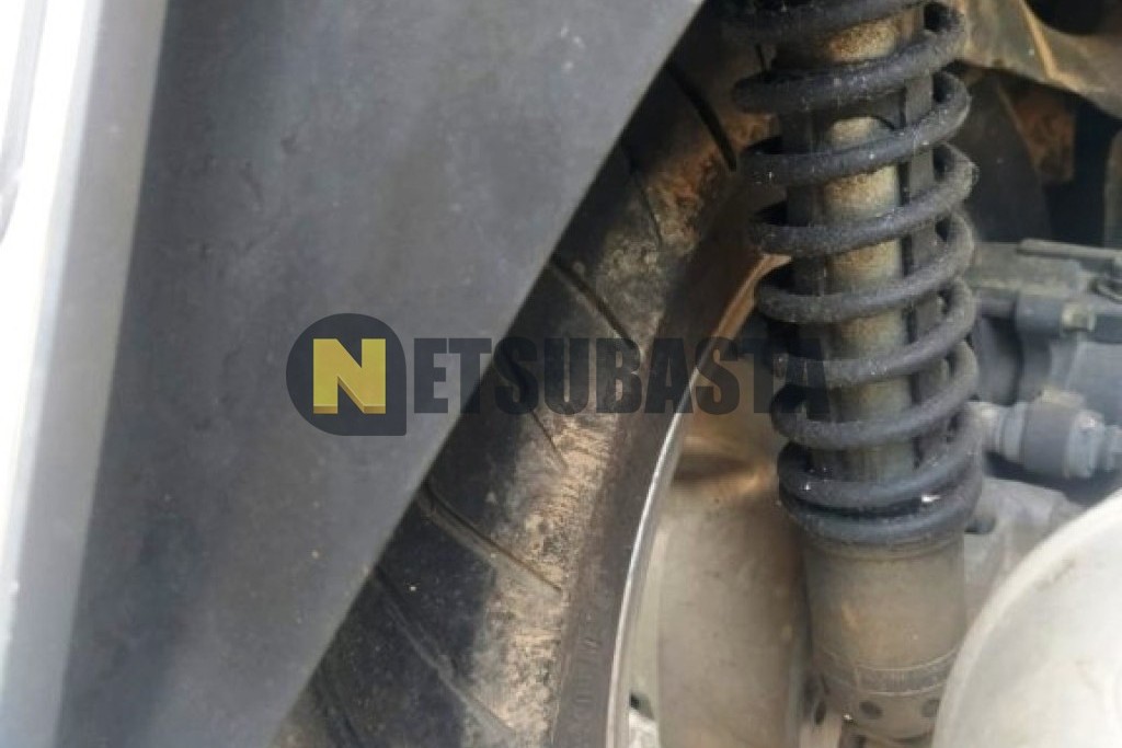 Honda FES Pantheon 150 2004