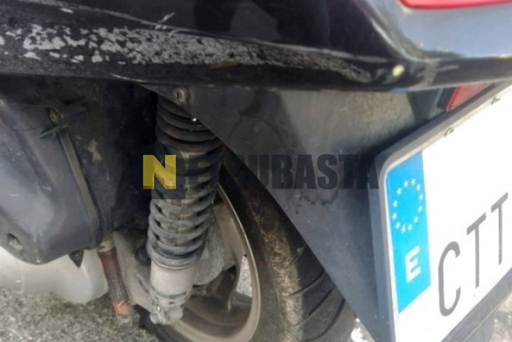 Honda FES Pantheon 150 2004