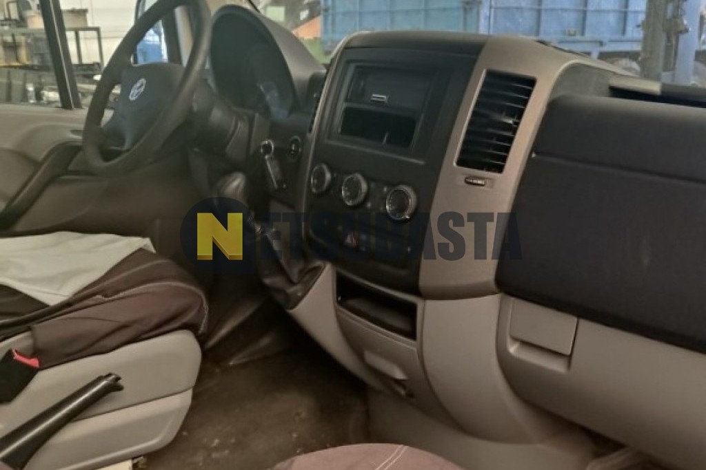 Volkswagen Crafter 2.5 TDI Autobús 2010