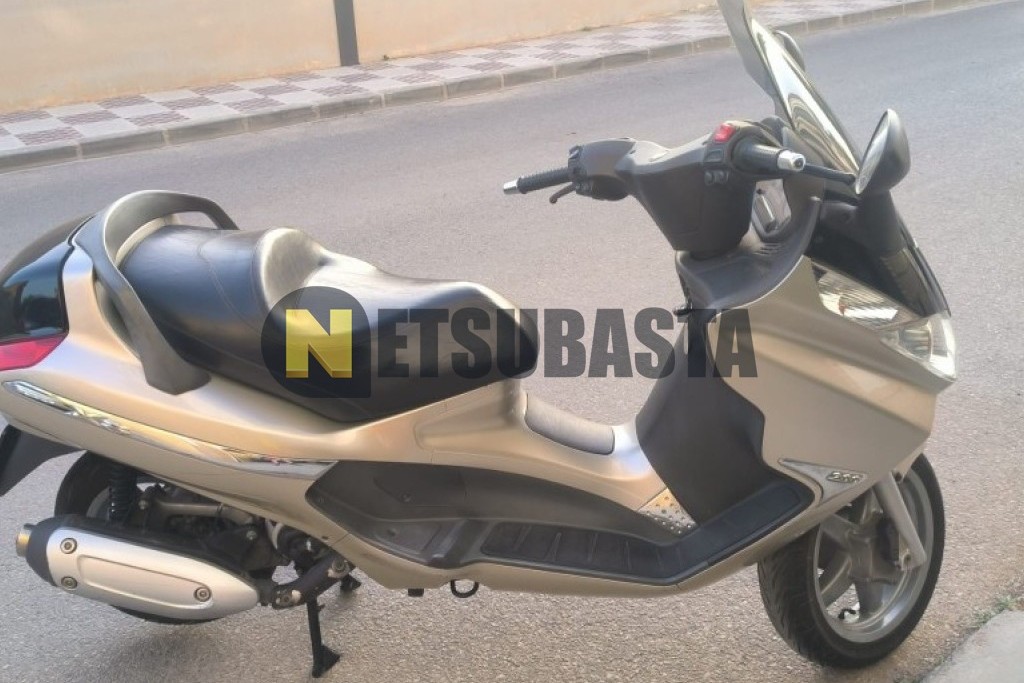 Piaggio X8 200 2005