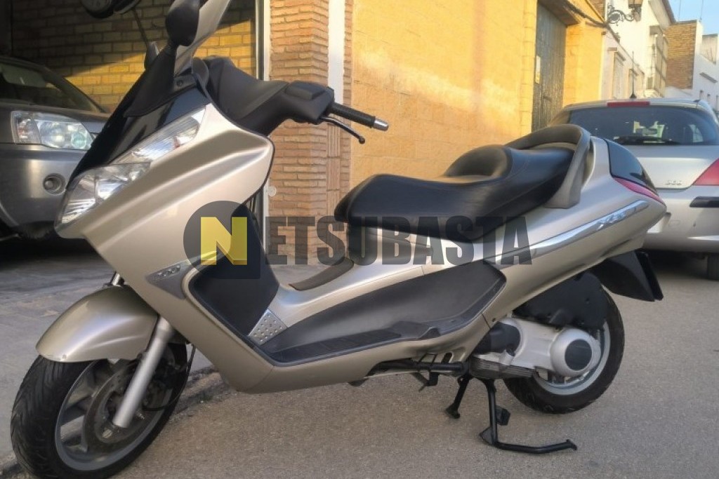 Piaggio X8 200 2005