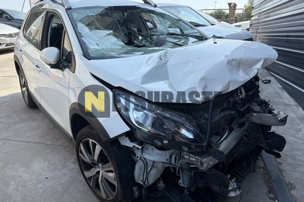 Peugeot 2008 1.2 PureTech EAT6 2019