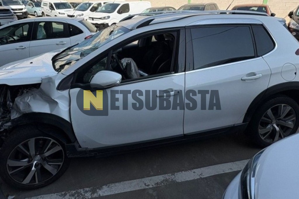 Peugeot 2008 1.2 PureTech EAT6 2019