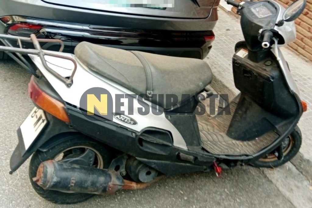 Suzuki AN 125 2000
