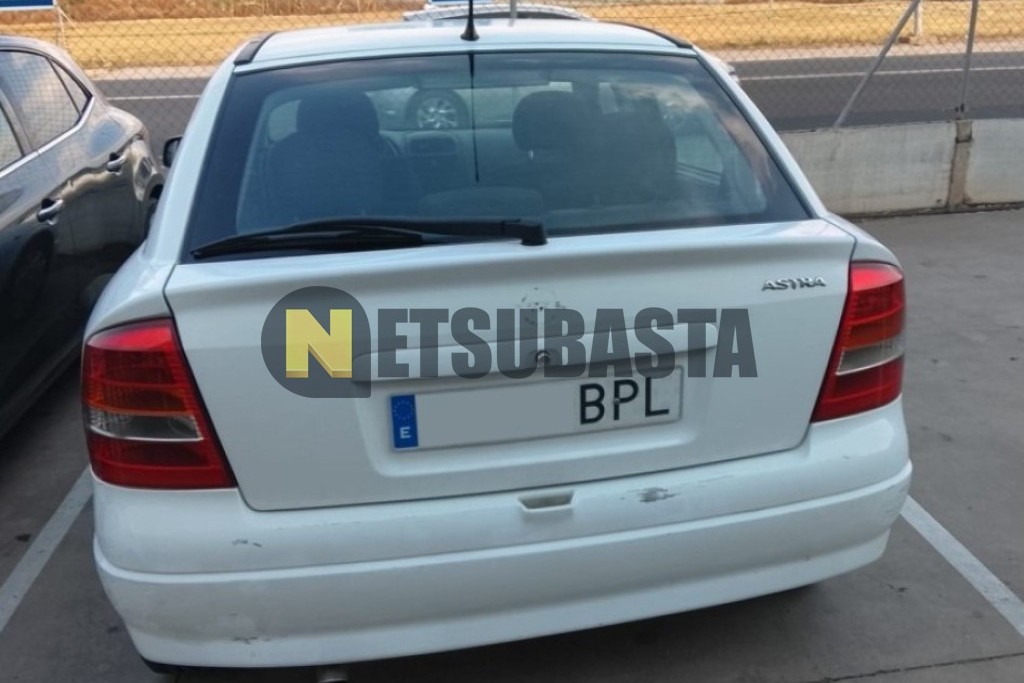 Opel Astra 2.0 DTi 2001