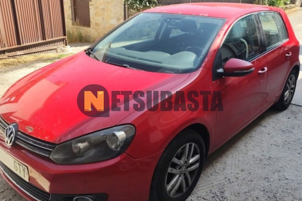 Volkswagen Golf 1.6 TDI DSG 7 vel. 2010