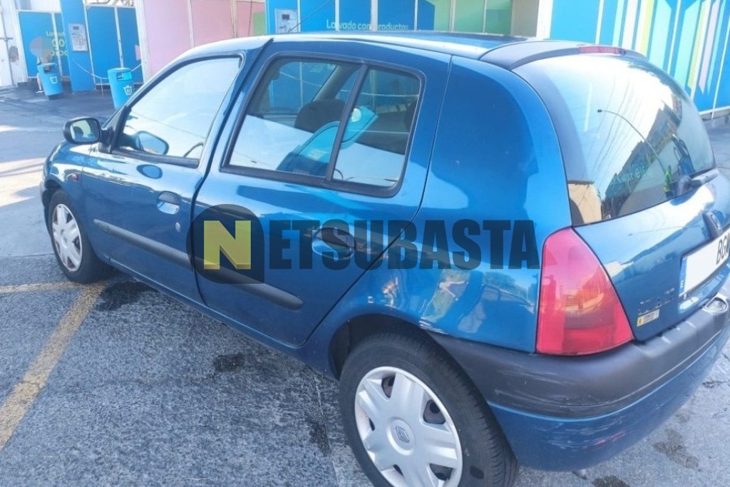 Renault Clio 1.9D 2001